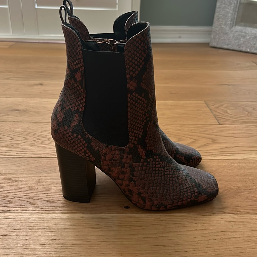 Express booties